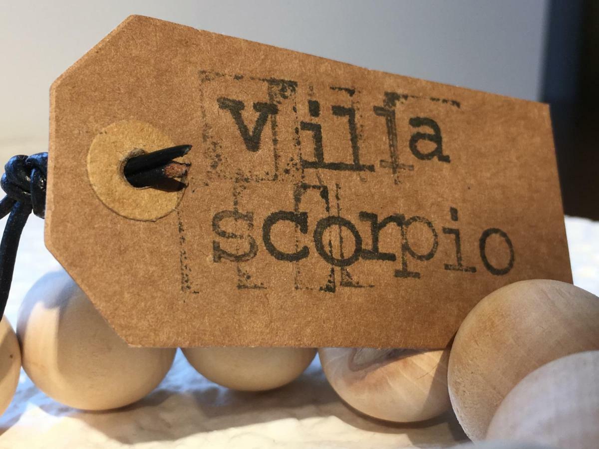 Villa Scorpio Rijs Exterior photo